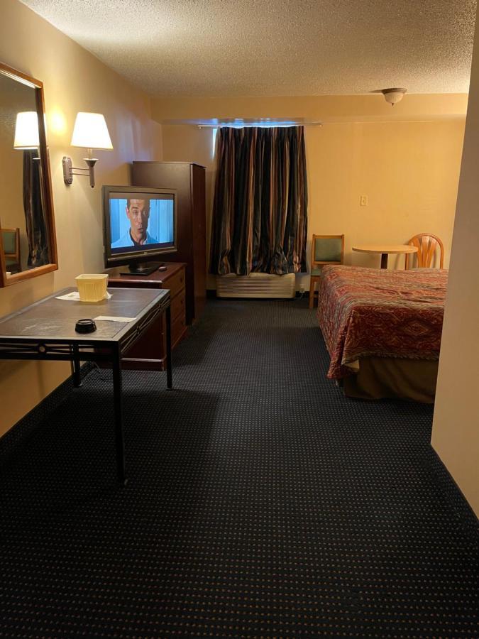 Budget Inn Temple Hills Kültér fotó