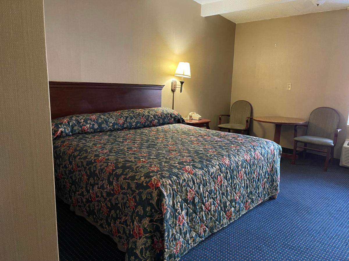 Budget Inn Temple Hills Kültér fotó