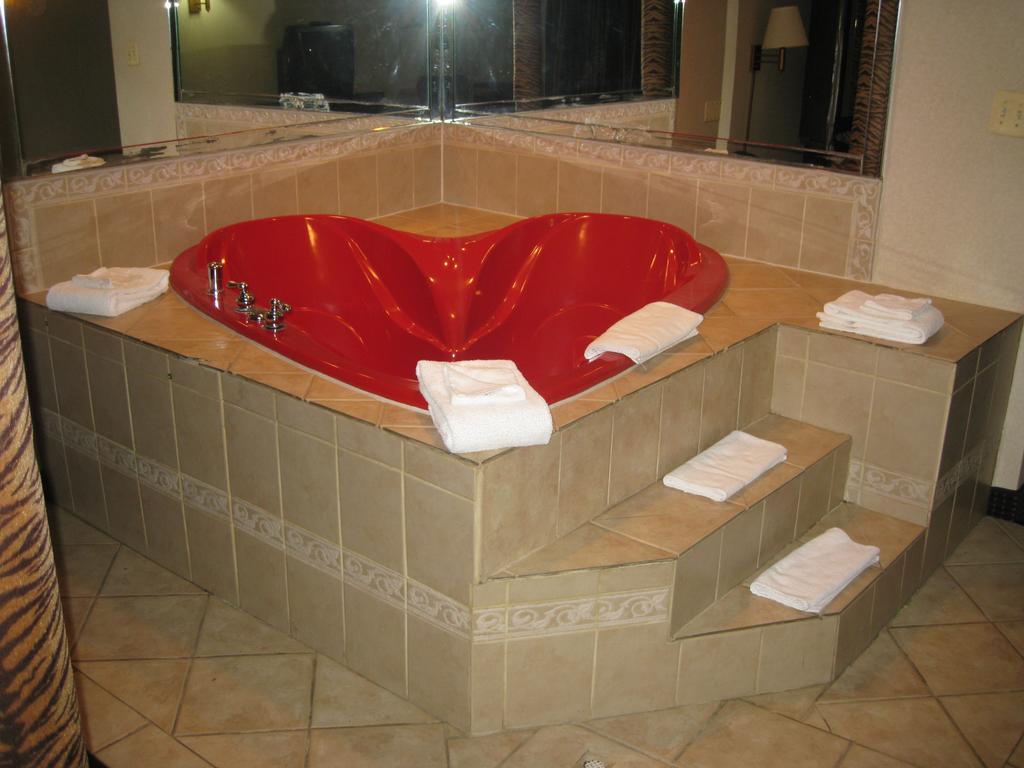 Budget Inn Temple Hills Kültér fotó